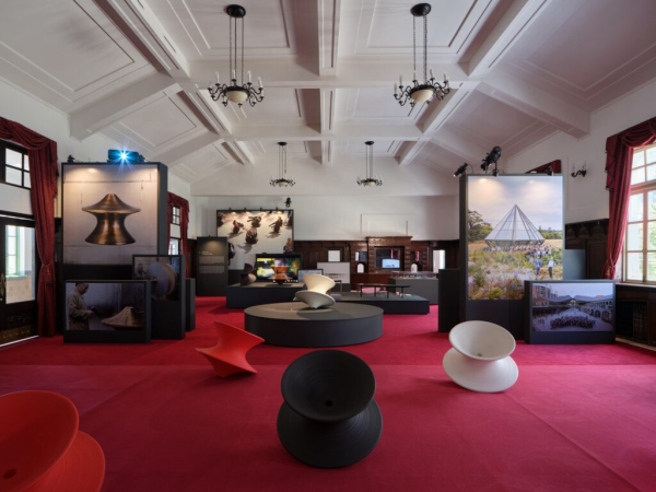 9월6일까지 서울 중구 문화역서울284에서 열리는 ‘헤더윅 스튜디오: 감성을 빚다’ 전시 전경. ⓒ숨프로젝트 제공